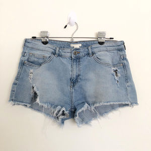 H&M Distressed Blue Denim Shorts Size 10